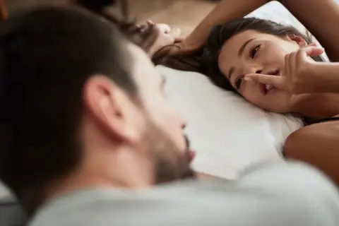 Jak kobieta dochodzi do orgazmu - sekrety i metody na przyjemność